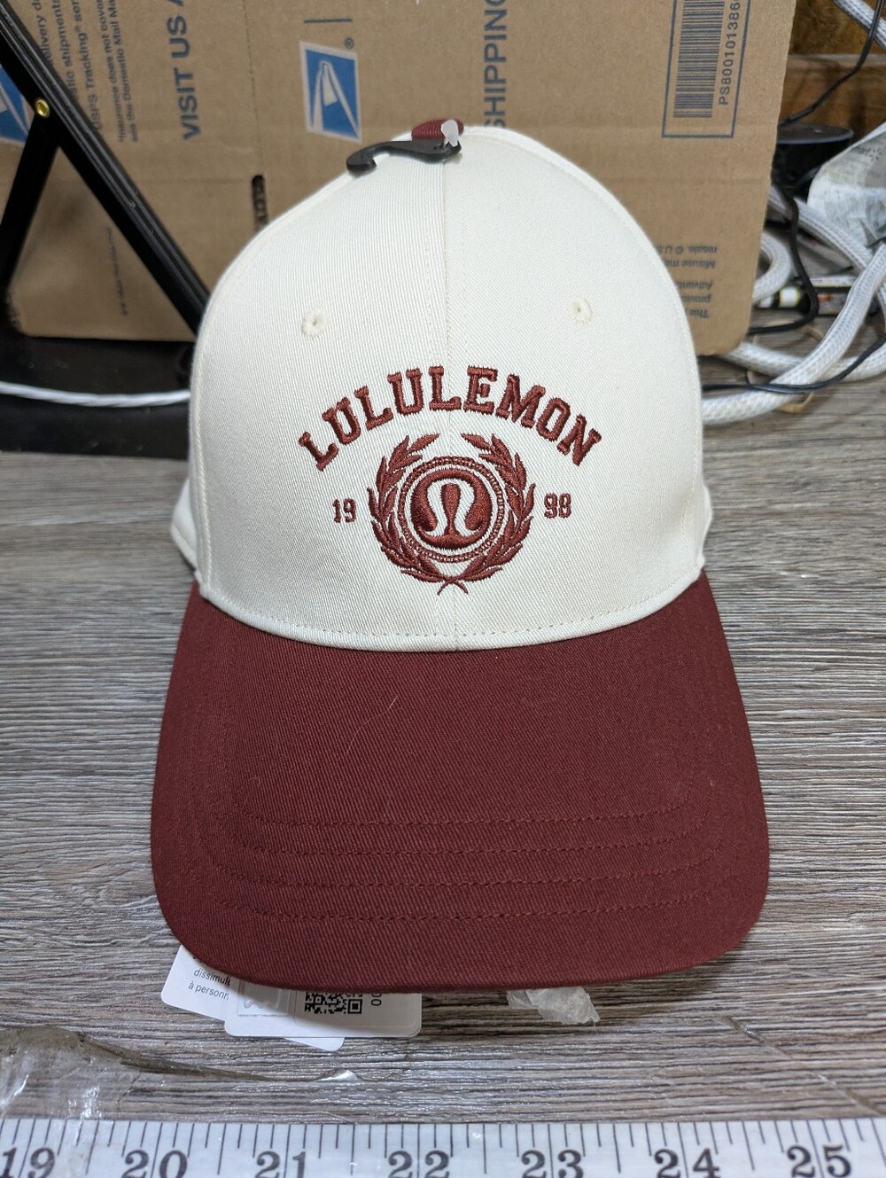Lululemon NWT White And Maroon Unisex Structured Ball Cap Size Small/Medium